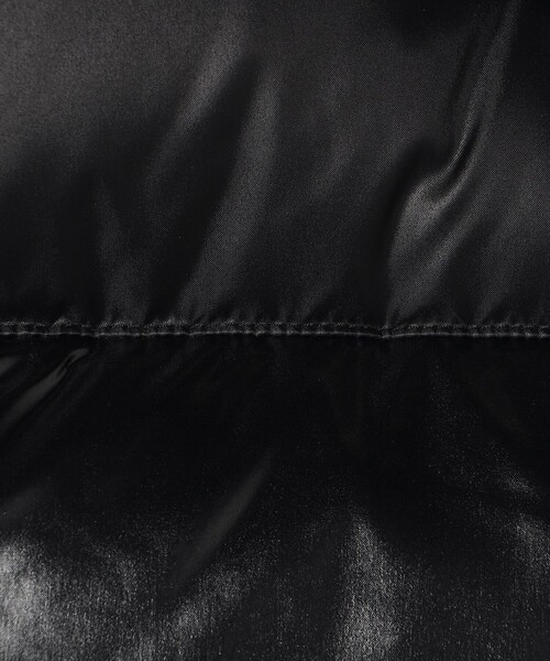 Pyrenex（ピレネックス）の「PYRENEX JOHN ナイロンダウンベスト（ダウンベスト・メンズ・ネイビー/グリーン・M）」の16枚目の写真