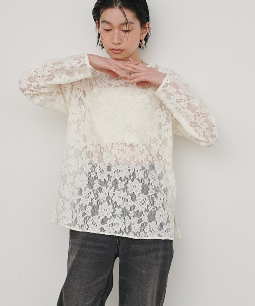 LARUTA(ラルータ)の「【LARUTA】フラワーエンブロイダリーブラウス(シャツ/ブラウス・レディース・オフホワイト/ブラック・MEDIUM)」の12枚目の写真