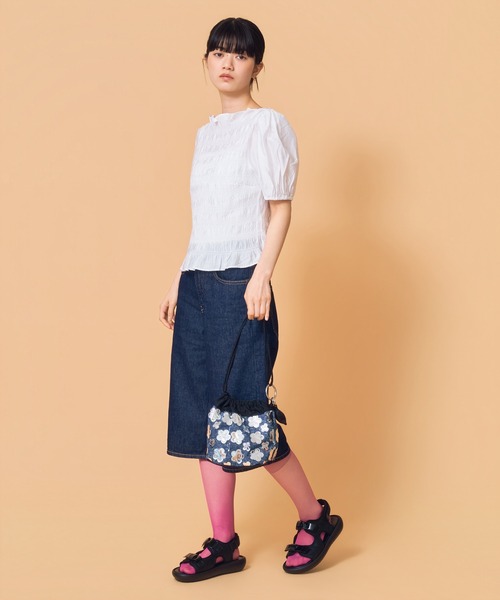 Casselini(キャセリーニ)の「Casselini(キャセリーニ)フラワーデニムパース(ハンドバッグ・レディース・ブラック/ブルー・FREE)」の17枚目の写真