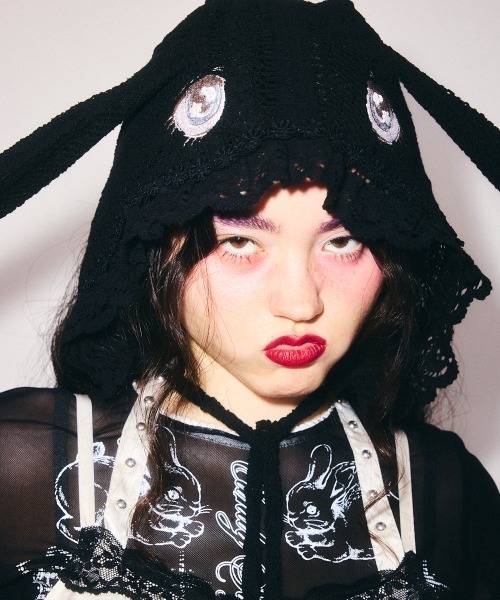 Candy Stripper(キャンディストリッパー)の「LACY BUNNY ボンネット(ニットキャップ/ビーニー・レディース・ブラック/オフホワイト・FREE)」の19枚目の写真