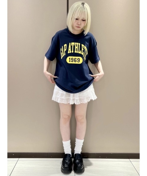 GAP(ギャップ)の「ピンタック レーストリミング イージーウエスト ミニスカート・スコート(スカート・レディース・ホワイト・XXS/XS/S/M/L)」の8枚目の写真