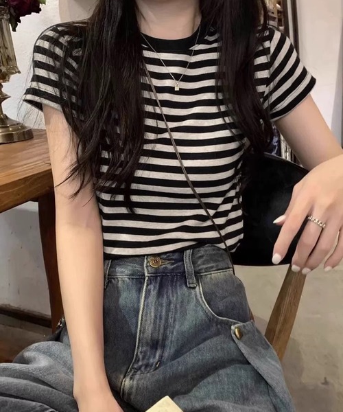 shopnikoniko(ショップニコニコ)の「ボーダー Tシャツ 半袖 韓国 赤 黒 スリムフィット ボーダーT(Tシャツ/カットソー・レディース・レッド/ブラック・フリー)」の1枚目の写真