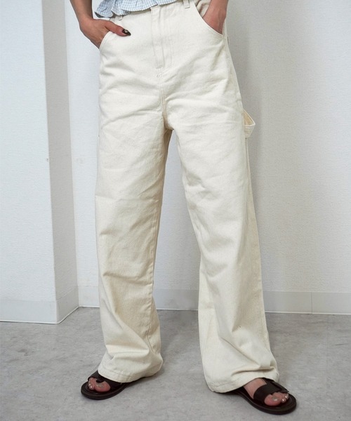 gossara(ゴサラ)の「【脚長見え】10OZペインターパンツ(デニムパンツ・レディース・ブルー/アイボリー・SMALL/MEDIUM)」の1枚目の写真
