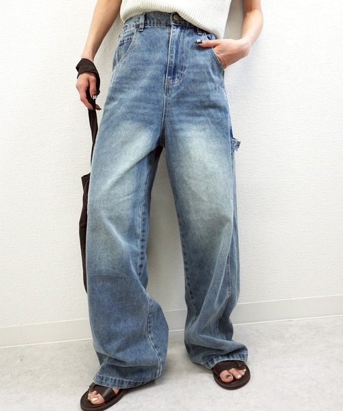 gossara(ゴサラ)の「【脚長見え】10OZペインターパンツ(デニムパンツ・レディース・ブルー/アイボリー・SMALL/MEDIUM)」の3枚目の写真