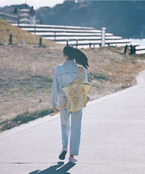 IO（イオ）（イオ）の「FRANK PRODUCTS / ２WAY WANDER BAG-Lsize / FR2026SS001WB（バックパック/リュック・レディース・イエロー/ブラック/グリーン・LARGE）」の19枚目の写真