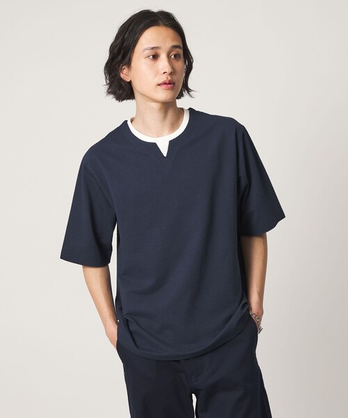 A DAY IN THE LIFE UNITED ARROWS(アデイインザライフユナイテッドアローズ)の「シルケット サッカー フェイクレイヤード キーネックカットソー-吸水速乾-<A DAY IN THE LIFE>(Tシャツ/カットソー・メンズ・ライトグレー/その他1/ネイビー・M/XL/L)」の1枚目の写真