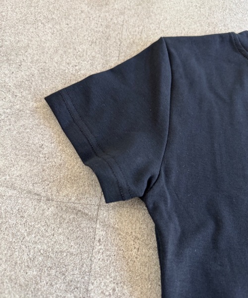 Teem Store(チームストア)の「韓国風 ヘンリーネック コンパクトT(Tシャツ/カットソー・レディース・ブラック・M/S)」の4枚目の写真