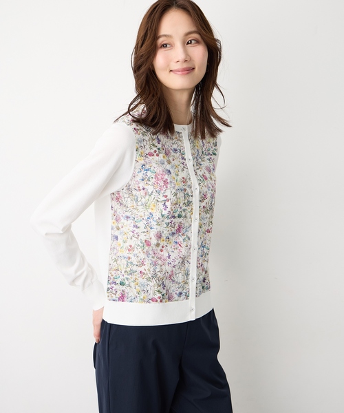 A/C DESIGN BY ALPHA CUBIC(エーシーデザインバイアルファキュービック)の「【Liberty】リバティプリントクルーネックカーディガン【洗える】(カーディガン/ボレロ・レディース・ネイビー/オフホワイト・M/L)」の3枚目の写真