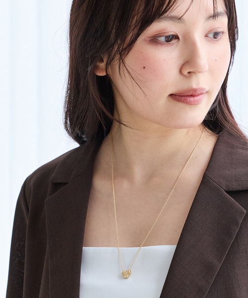 LAVEANGE(ラビアンジェ)の「ハートスライドチェーンネックレス(ネックレス・レディース・シルバー/ゴールド・F)」の9枚目の写真