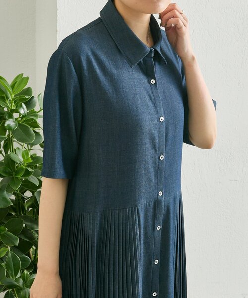ear PAPILLONNER(イアパピヨネ)の「デニムプリーツワンピース【SUM1 STYLE】(ワンピース・レディース・ブラック/ブルー・FREE)」の19枚目の写真