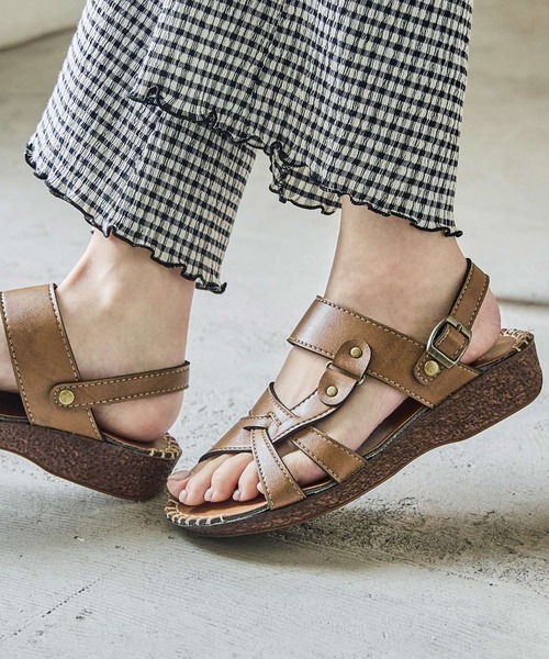 Fashion Letter(ファッションレター)の「日本製 2wayベルトローヒールサンダル 痛くないサンダル(サンダル・レディース・ダークブラウン/キャメル/ブラック/ブルー/ブロンズ・LL/L/M/S)」の12枚目の写真