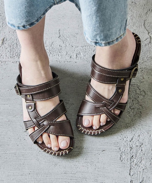 Fashion Letter(ファッションレター)の「日本製 2wayベルトローヒールサンダル 痛くないサンダル(サンダル・レディース・ダークブラウン/キャメル/ブラック/ブルー/ブロンズ・LL/L/M/S)」の16枚目の写真