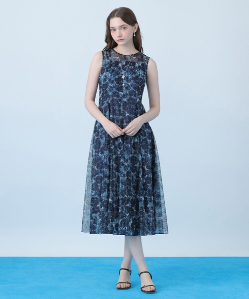ANAYI(アナイ)の「Moon Shell プリントマチフレア ワンピース(ワンピース・レディース・ピンク/ブルー・38/36/34)」の10枚目の写真
