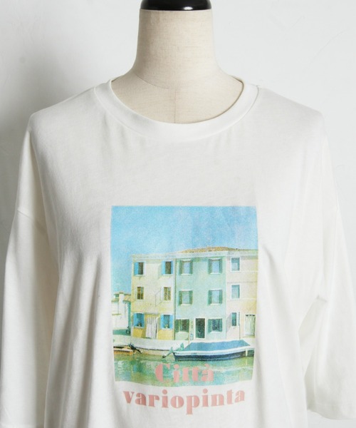&. NOSTALGIA(アンドドットノスタルジア)の「フォトプリントTシャツ(Tシャツ/カットソー・レディース・オフホワイト/ブラック・M)」の19枚目の写真