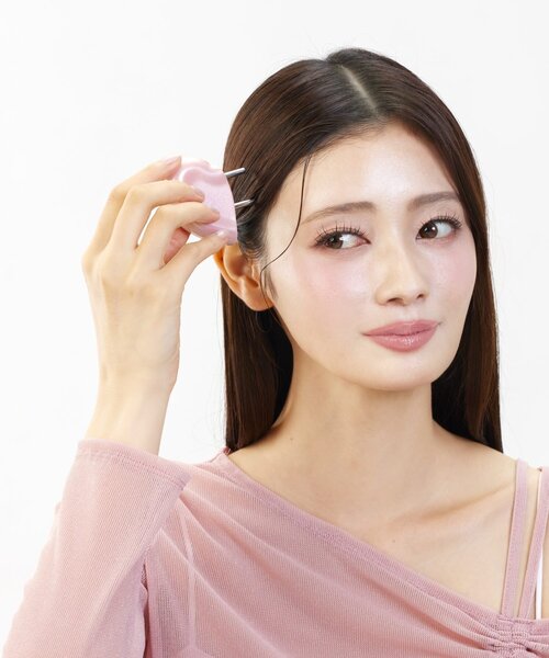 BIRTHDAY BAR(バースデイバー)の「チャーム型美顔器 / フェイスケアハートチャーム(美容器具・レディース・ピンク/ホワイト/シルバー・0)」の10枚目の写真