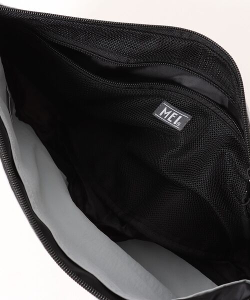 MEI(メイ)の「【MEI / メイ 】BOTTOM LINE SHOULDER / ボトムラインショルダー(ボディバッグ/ウエストポーチ・レディース・ライトグレー/ブラック/ベージュ・FREE)」の16枚目の写真