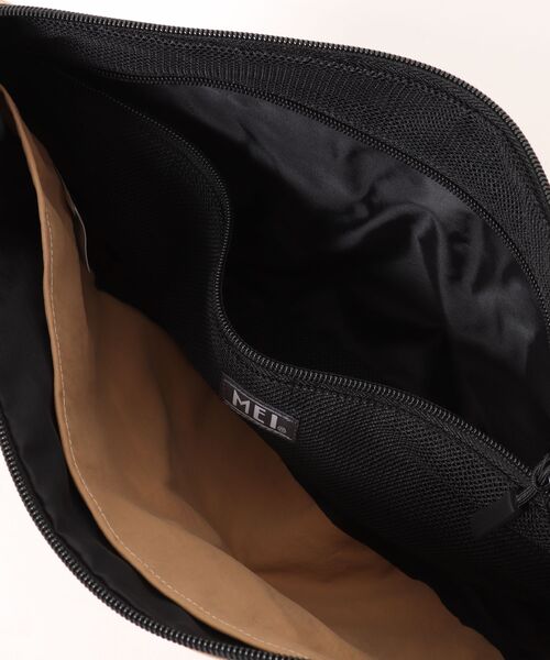 MEI(メイ)の「【MEI / メイ 】BOTTOM LINE SHOULDER / ボトムラインショルダー(ボディバッグ/ウエストポーチ・レディース・ライトグレー/ブラック/ベージュ・FREE)」の17枚目の写真