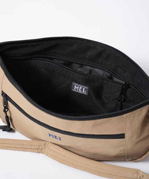 MEI(メイ)の「【MEI / メイ 】BOTTOM LINE SHOULDER / ボトムラインショルダー(ボディバッグ/ウエストポーチ・レディース・ライトグレー/ブラック/ベージュ・FREE)」の11枚目の写真