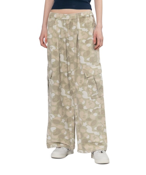 A BATHING APE(アベイシングエイプ)の「CAMO PRINTED PANT(その他パンツ・レディース・ベージュ/オリーブ/ブルー・X-SMALL/SMALL)」の6枚目の写真