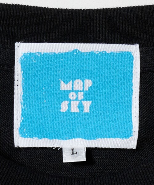 MAP OF SKY（マップオブスカイ）の「＜MAP OF SKY＞HERITAGE プリント Tシャツ（Tシャツ/カットソー・メンズ・ブラック・S/M/L）」の8枚目の写真
