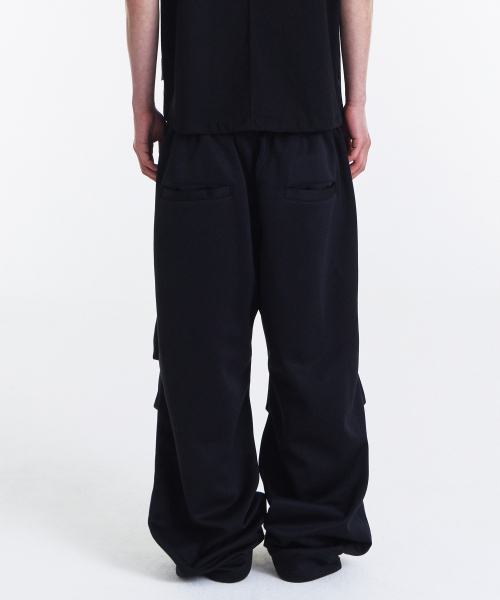 KICHUL(キチョル)の「Routine Two Tuck Sweat Pants (Black)(その他パンツ・メンズ・その他・SMALL/MEDIUM/LARGE)」の3枚目の写真