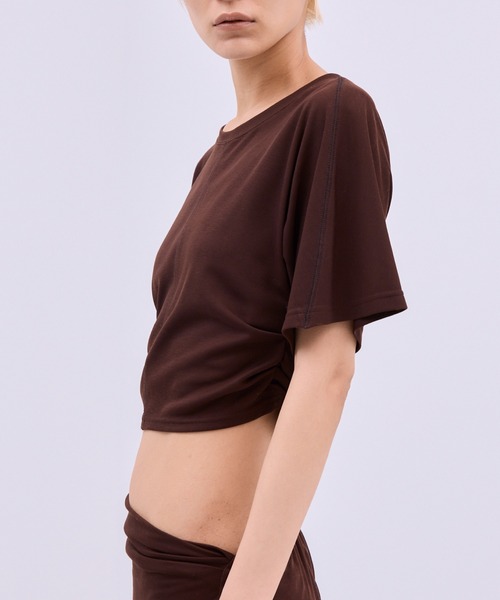 THINGS THAT MATTER(シングス ザット マター)の「SIDE GATHERED CROPPED TEE / サイド ギャザード クロップド ティー(Tシャツ/カットソー・レディース・ブラウン/ブラック・FREE)」の8枚目の写真