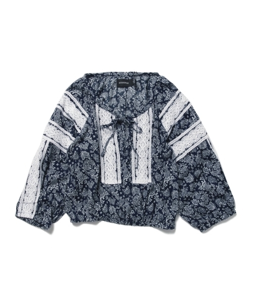 Ray BEAMS(レイビームス)の「MINKPINK / クローシェトリム トップス(シャツ/ブラウス・レディース・ネイビー・ONE SIZE)」の2枚目の写真