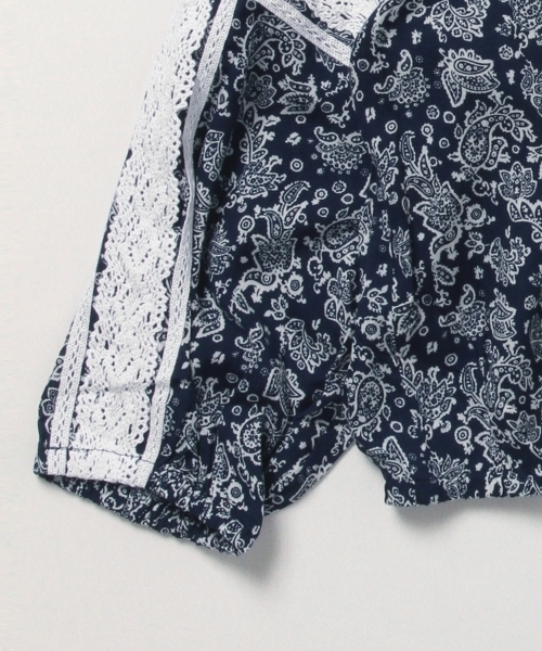 Ray BEAMS(レイビームス)の「MINKPINK / クローシェトリム トップス(シャツ/ブラウス・レディース・ネイビー・ONE SIZE)」の5枚目の写真