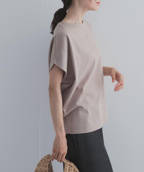 URBAN RESEARCH DOORS(アーバンリサーチドアーズ)の「ドライコットンボートネックプルオーバー|UVカット/日除け/接触冷感/Tシャツ(Tシャツ/カットソー・レディース・ネイビー/グリーン系その他/グレー系その他/オフホワイト・FREE)」の15枚目の写真
