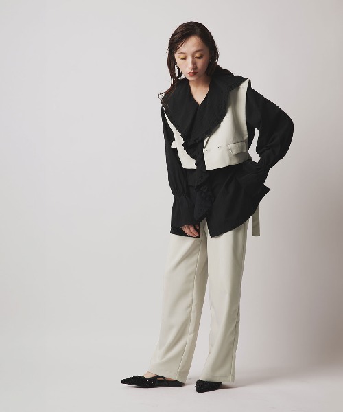 W:Huku（フーク）の「【W:Huku / クラシカルツイルシリーズ】ダブル ショート ベスト/ Classic Twill Double-breasted Short Vest（ベスト・レディース・ブラウン/ブラック/ベージュ/チャコール・FREE）」の11枚目の写真