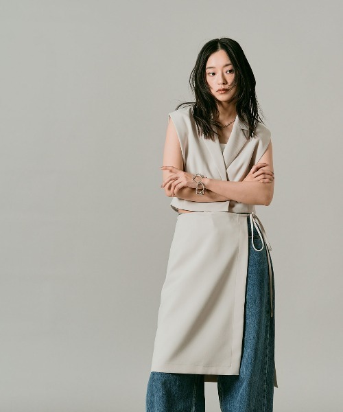 W:Huku（フーク）の「【W:Huku / クラシカルツイルシリーズ】ダブル ショート ベスト/ Classic Twill Double-breasted Short Vest（ベスト・レディース・ブラウン/ブラック/ベージュ/チャコール・FREE）」の18枚目の写真