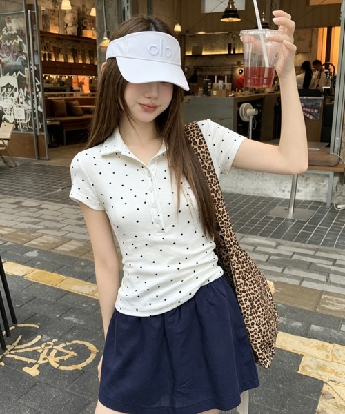 GEMEDA(ジェメダ)の「【韓国ガーリー】ミニドットポロカラーリブトップス / コンパクト半袖カットソー(Tシャツ/カットソー・レディース・ホワイト/グレー/ピンク・M)」の1枚目の写真