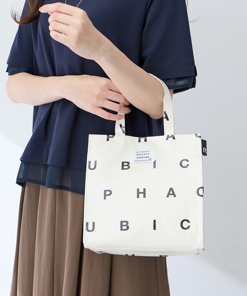 A/C DESIGN BY ALPHA CUBIC(エーシーデザインバイアルファキュービック)の「【ROOTOTEコラボ】モノグラムミニトートバッグ(トートバッグ・レディース・ブラック/オフホワイト・フリー)」の2枚目の写真