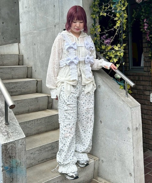 Candy Stripper(キャンディストリッパー)の「PUFFY RIBBON ハーネス(その他トップス・レディース・ヘザーグレー/オフホワイト/ブラック・FREE)」の17枚目の写真