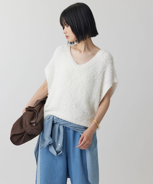 BABYLONE(バビロン)の「ループアミVネックニット(ベスト・レディース・ホワイト/ライトブルー/チャコール・フリー)」の16枚目の写真