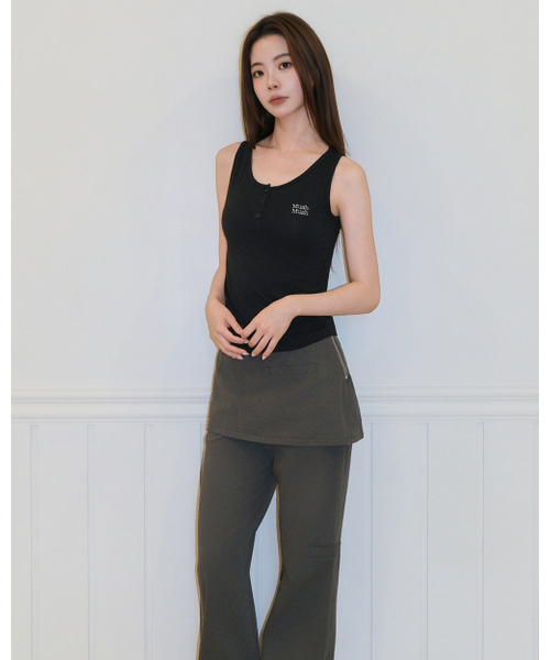 muahmuah（ムーアムーア）の「スリムヘンリーネックスリーブレス[ブラック]（Tシャツ/カットソー・レディース・その他・FREE）」の7枚目の写真
