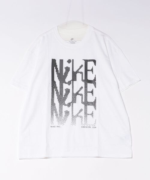 NIKE（ナイキ）の「《NIKEアパレル》AS U NSW TEE LSE NIKE（Tシャツ/カットソー・メンズ・ホワイト×ブラック/ブラック×ホワイト・2XL/L/M/S/XL）」の2枚目の写真