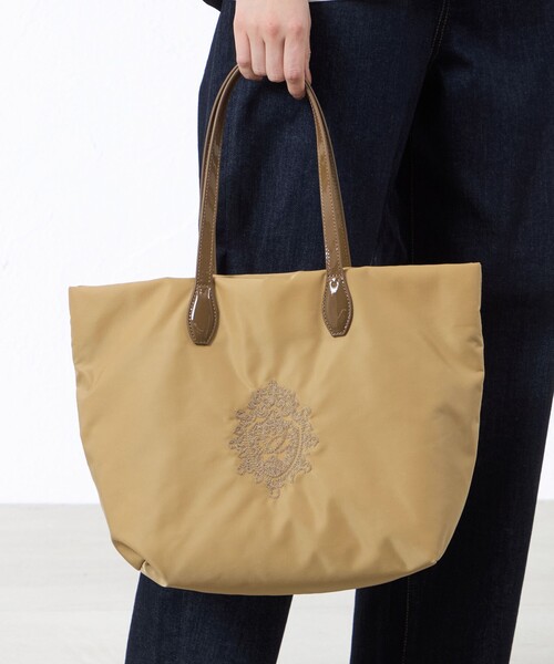 amaca(アマカ)の「DAVISフラップトートバッグ(ハンドバッグ・レディース・ブラウン系その他5/ダークネイビー/ベージュ・FREE)」の5枚目の写真