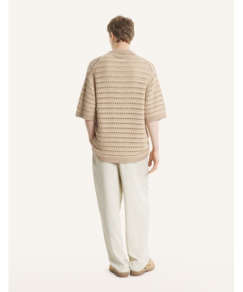 Maison Kitsune（メゾンキツネ）の「BASKET WEAVE KNITTED POLO（ポロシャツ・メンズ・ライトベージュ・XS/S）」の5枚目の写真