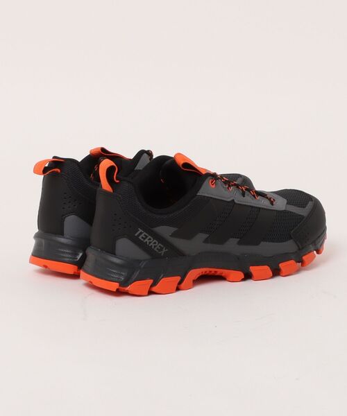 adidas(アディダス)の「《adidas》TERREXROCKADIAM(スニーカー・メンズ・シルバー系その他/ブラック系その他/ブラック系その他2・26.0cm/26.5cm/27.0cm/27.5cm/28.0cm/25.5cm)」の4枚目の写真