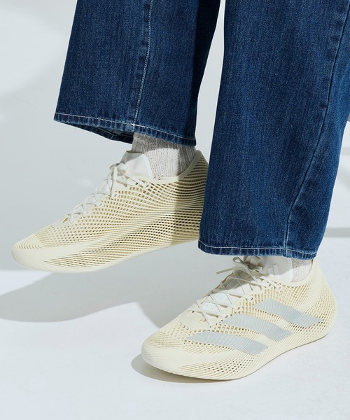 adidas(アディダス)の「CLIMACOOL LACED / アディダス adidas(スニーカー・メンズ・ホワイト×シルバー・23.5cm/24.5cm/25.5cm/26.5cm/27.5cm/28.5cm)」の1枚目の写真