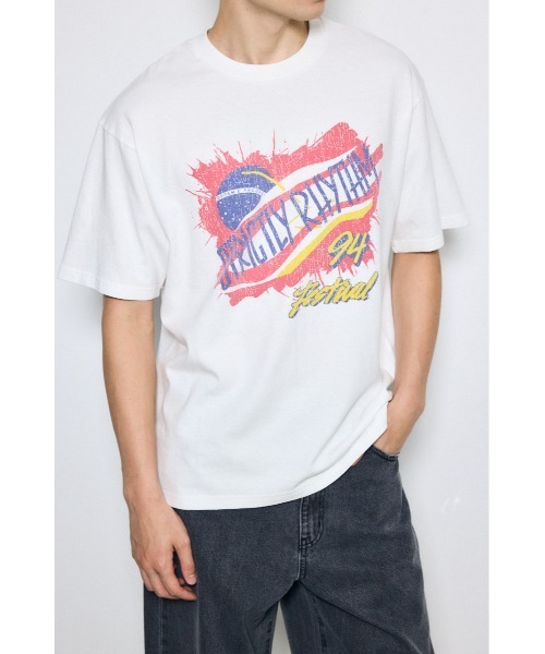 AZUL by moussy(アズールバイマウジー)の「グラフィック半袖TEE 夏服 Tシャツ(Tシャツ/カットソー・メンズ・ホワイト/ホワイト系その他/ホワイト系その他2・MEDIUM/LARGE)」の16枚目の写真