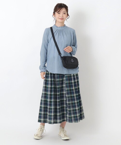 one'sterrace(ワンズテラス)の「KiU フロントポケットミニショルダー(ショルダーバッグ・レディース・グリーン系その他6/ホワイト系9/ブラック系8/ネイビー系5・99)」の21枚目の写真