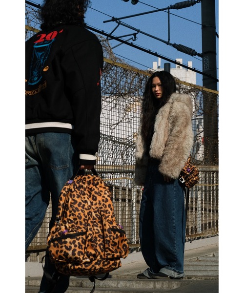OFFWINTER(オフウィンター)の「【OFFWINTER】 レオパード ロケットバックパック / リュック M PC収納可 13インチ(スペースシリーズ)(バックパック/リュック・メンズ・レオパード・MEDIUM)」の4枚目の写真