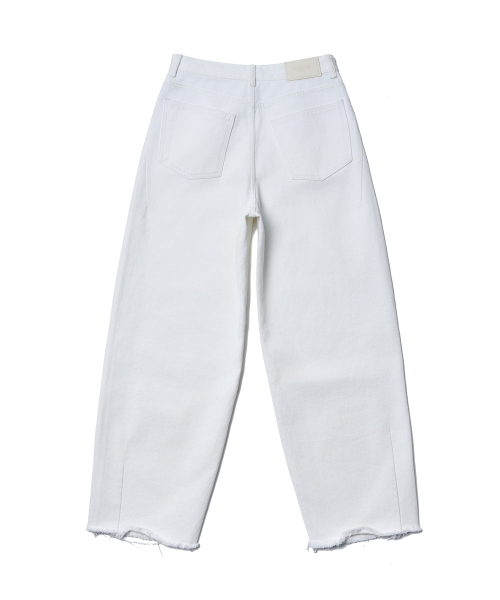 TTUDEMENT(トュードメント)の「BARREL DENIM PANTS_WHITE(デニムパンツ・レディース・その他・SMALL/MEDIUM)」の3枚目の写真