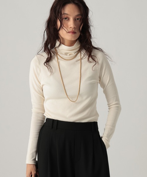 Elura(エルーラ)の「ジンジャーモイストタートル<WEB限定カラーあり>/1075326(Tシャツ/カットソー・レディース・チャコールグレー/ダークブラウン/ブラック/ホワイト系その他/ブラック系その他/ホワイト・LARGE/MEDIUM)」の17枚目の写真