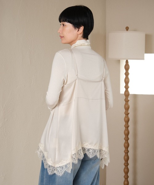Elura(エルーラ)の「ジンジャーモイストタートル<WEB限定カラーあり>/1075326(Tシャツ/カットソー・レディース・チャコールグレー/ダークブラウン/ブラック/ホワイト系その他/ブラック系その他/ホワイト・LARGE/MEDIUM)」の10枚目の写真
