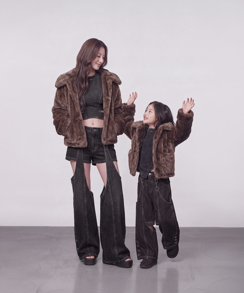 DURAS（デュラス）の「KIDS｜アシンメトリーヘムスウェット｜ペアコーデ対応（スウェット・キッズ・グレー/ピンク/ブラック・M(110-120)/L(120-130)/S(100-110)）」の15枚目の写真