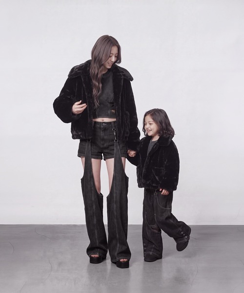 DURAS（デュラス）の「KIDS｜アシンメトリーヘムスウェット｜ペアコーデ対応（スウェット・キッズ・グレー/ピンク/ブラック・M(110-120)/L(120-130)/S(100-110)）」の18枚目の写真