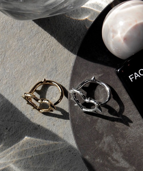 Soierie(ソワリー)の「ローエッジ ハート リング / Raw edge heart ring(リング・レディース・ゴールド/シルバー・FREE)」の3枚目の写真